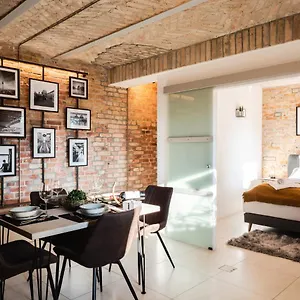 Luxurious Urban Living - Premium Downtown Next To Hbf Germany