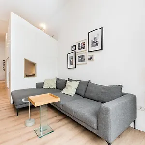 Stylish New Cube Loft Ii By Berlin-wall-apartments Germany