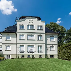 Am Waldschloesschen ** Drezno