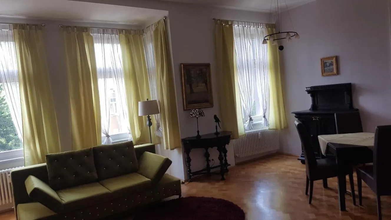 Hotel-Appartement-Villa Ulenburg Dresden Germany