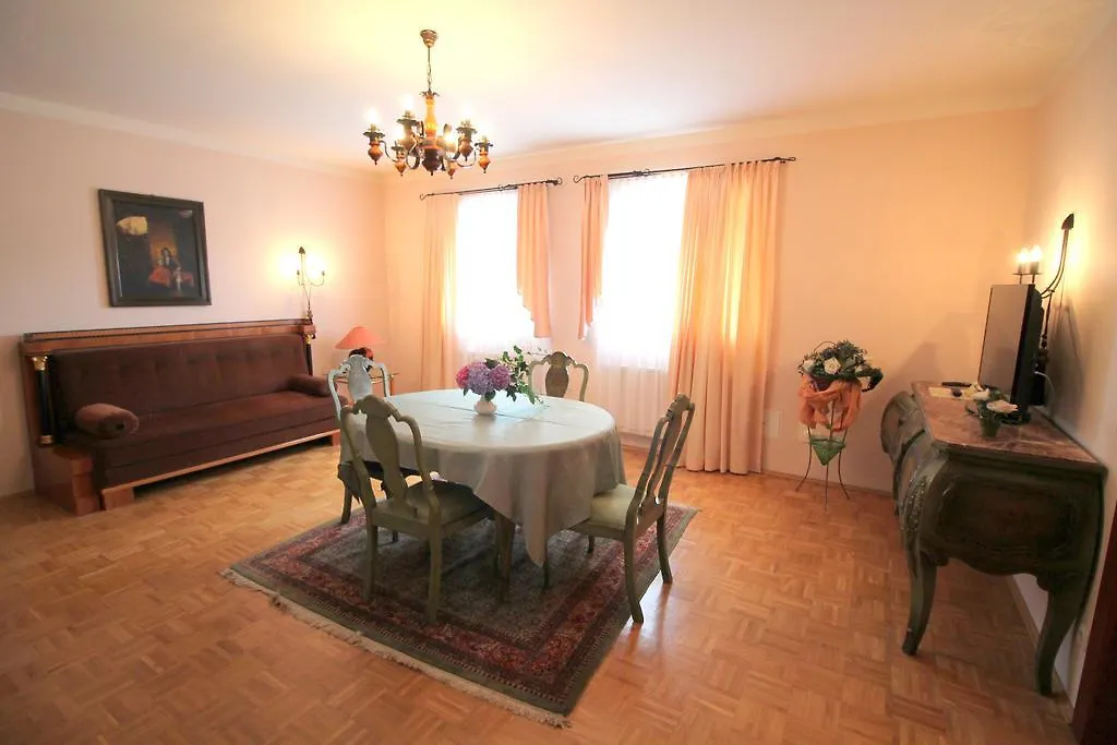 Hotel-Appartement-Villa Ulenburg Dresden Aparthotel