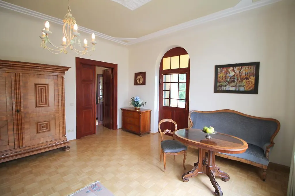 Hotel-Appartement-Villa Ulenburg Dresden Germany